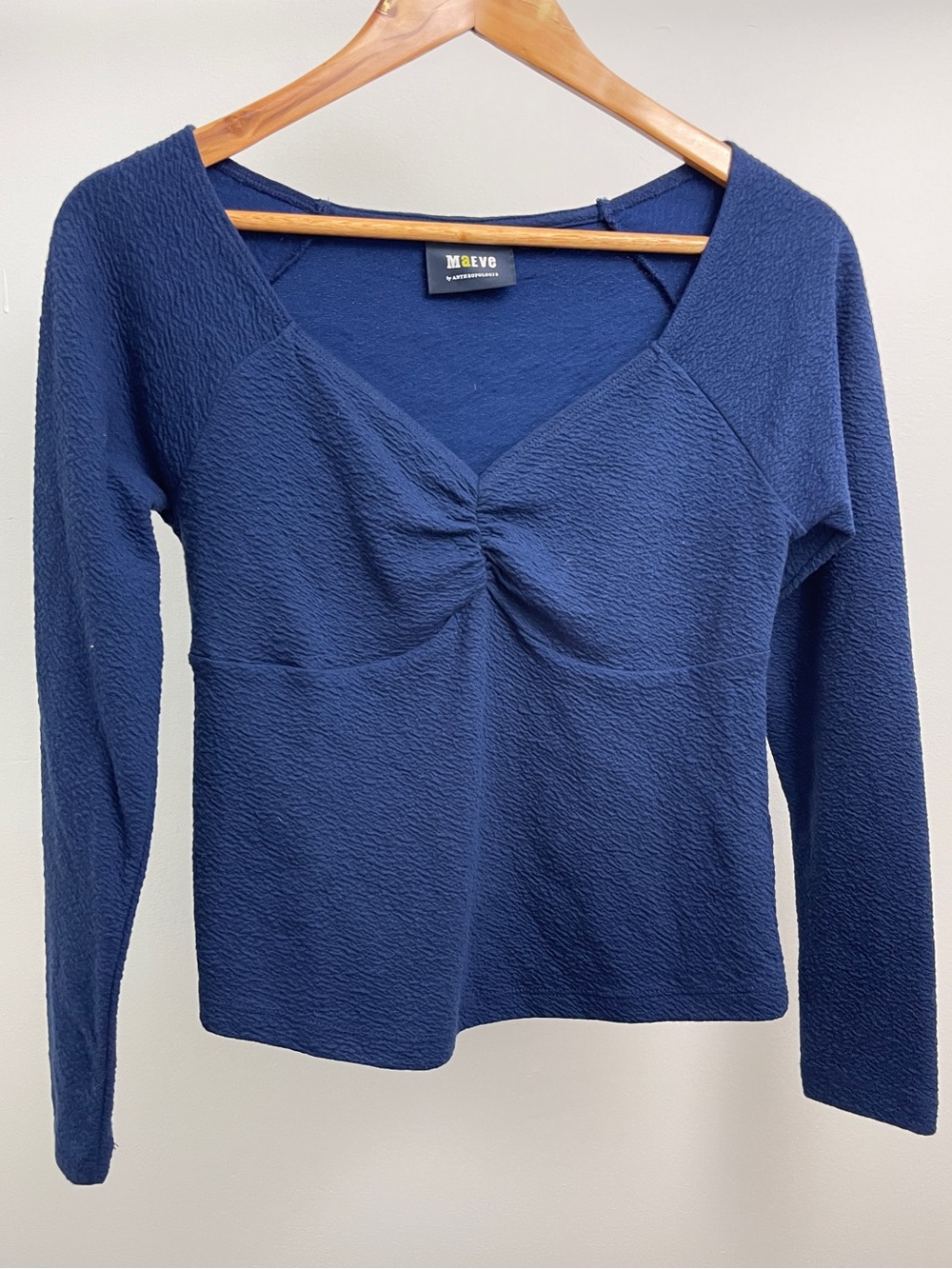 Maeve Navy Long-Sleeve Textured V-Neck Top size S